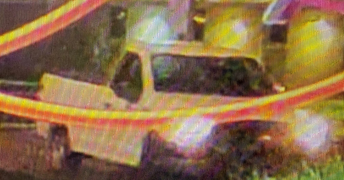 2 pedestrians injured in St. Petersburg hit-and-run crash, police searching for driver