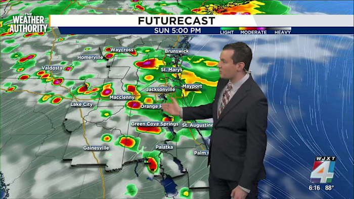 Meteorologist Chris Holtzman has your Saturday evening forecast