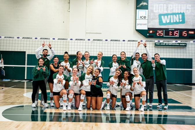 Dolphins Sweep Rattlers In Tournament Finale