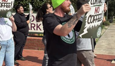 Orlando Starbucks workers call for boycott over union contract fight