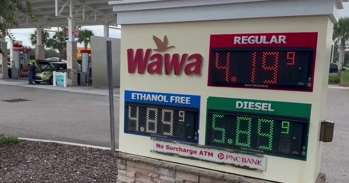 Florida gas prices stay near $4 as record diesel costs fuel inflation concerns