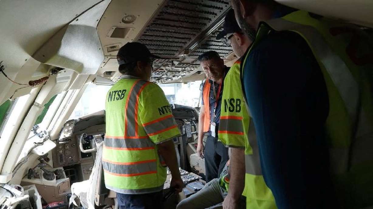 Pilot pressed on with landing despite warnings in Miami cargo crash, NTSB says