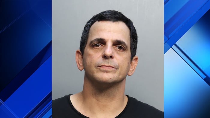 Hialeah man’s revenge for getting fired? Stealing dozens of iPads, police say