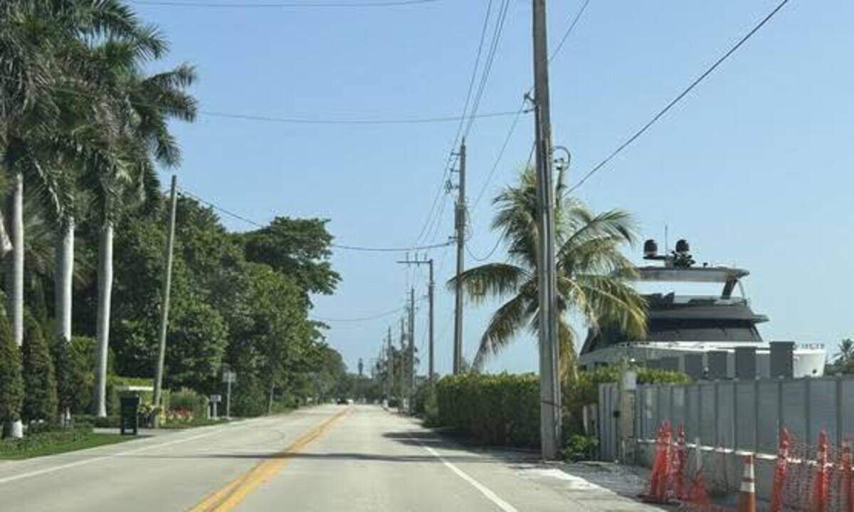 Yachts are lined across the street from the Hillsboro Mile mega mansions.  Residents don’t need to cross the street to get to their yacht on the Intracoastal Waterway. Many homes have tunnels under AIA.