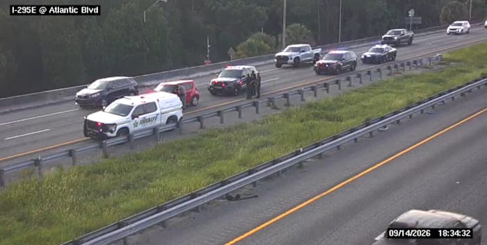Traffic Alert: Patrol car involved in crash on I-295 South at Atlantic Blvd., left lane blocked