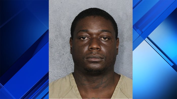 BSO: Man threatens to kill couple eating at McDonald’s in Oakland Park