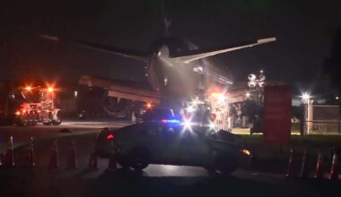 Crews make progress in removal of crashed cargo plane near MIA - WSVN 7News | Miami News, Weather, Sports