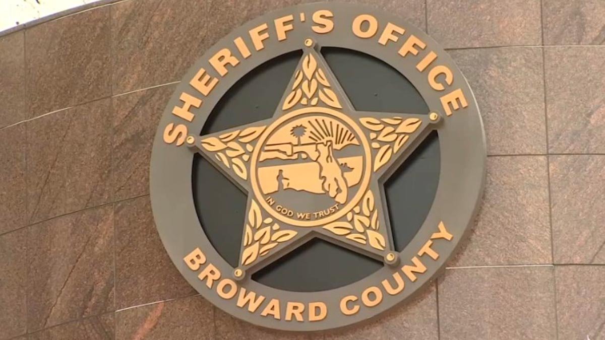 Woman wanted for posing as caregiver in elderly thefts arrested after standoff, BSO says – NBC 6 South Florida