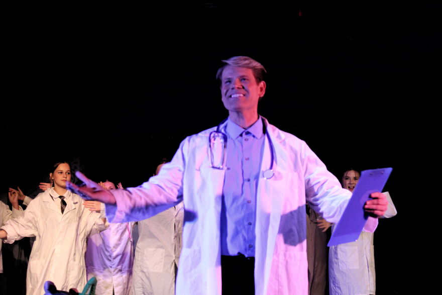 Kevin Crumpler plays multiple roles in 'Matilda'