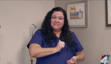 Deaf nurse at Jacksonville hospital inspires next generation of healthcare workers