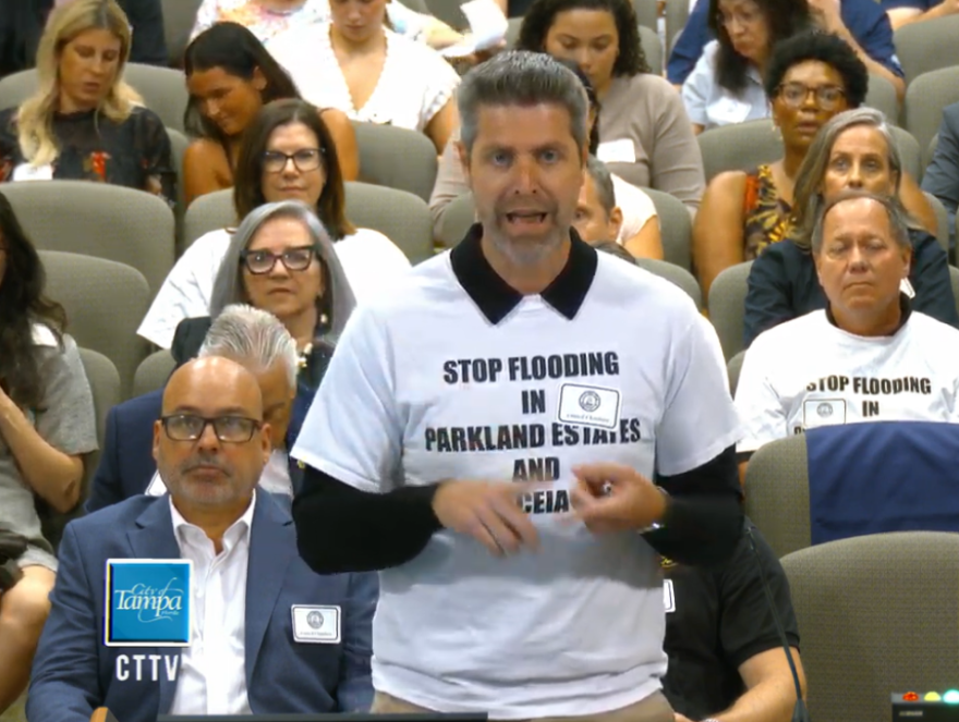People in opposition at the meeting