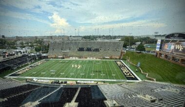 Miami Hurricanes vs Wake Forest Demon Deacons live updates