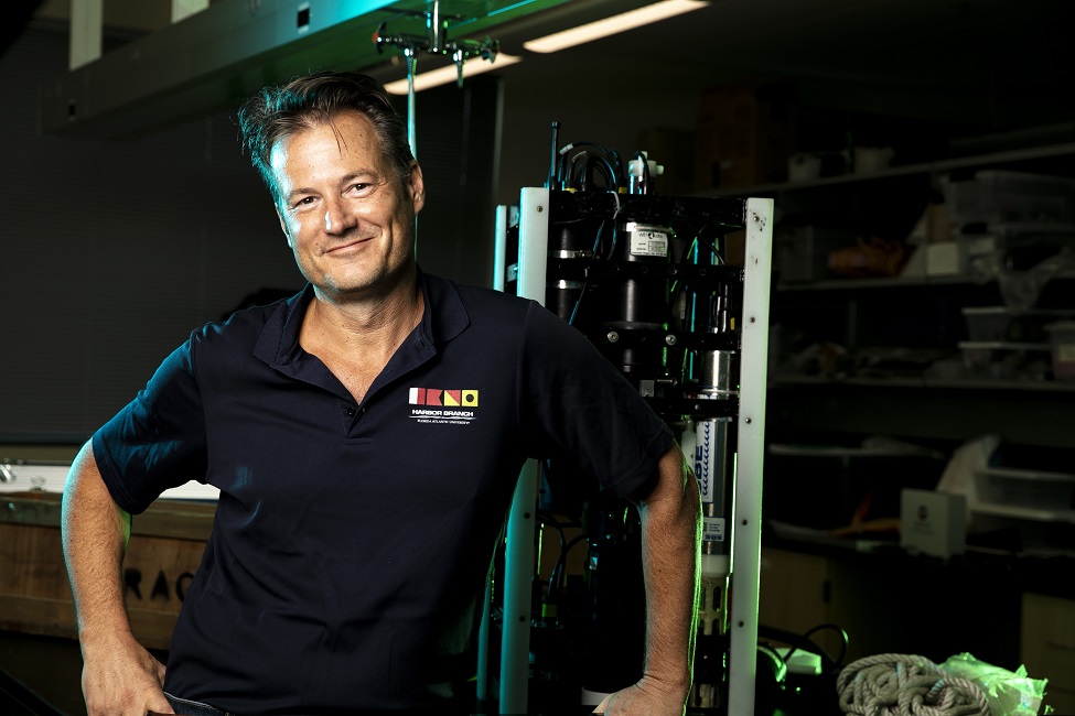 FAU’s Michael Twardowski, Ph.D., Named Edwin A. Link Endowed Professor