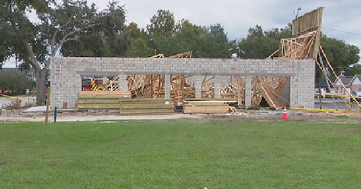 2 workers hurt after roof collapse at Winter Garden construction site