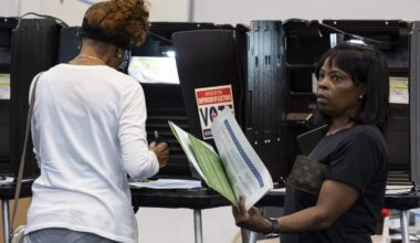 Earn hundreds working as a poll worker in Broward County