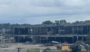 What is replacing Sears at the Orange Park Mall?