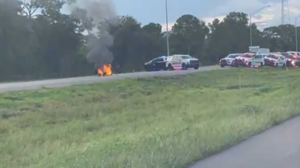 I-95 southbound closed after motorcycle crash