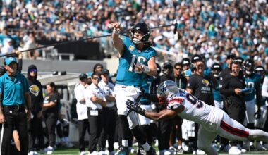 Lawrence throws 3 TD passes as Jaguars rout Patriots and raise more questions about Maye :: WRAL.com