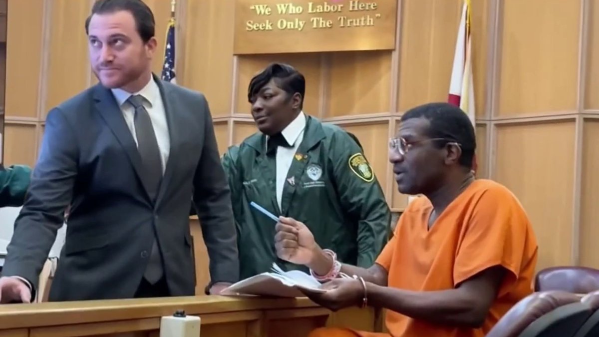 Murder or self-defense? Man who fatally stabbed restaurant worker in Miami trolley wants immunity – NBC 6 South Florida