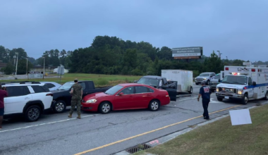 One hospitalized after 5-car pileup on Highway 17 in Jacksonville