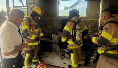 Firefighters extinguish grill fire at Cape Coral home