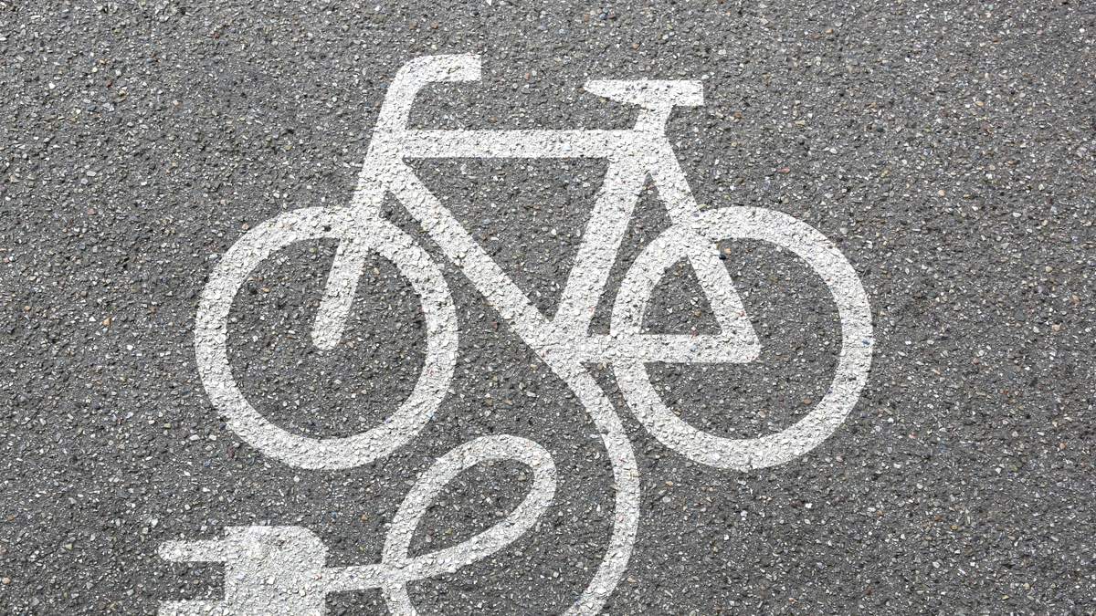 Broward School Board Votes to Establish E-Bike/Scooter Policy | NewsRadio WIOD