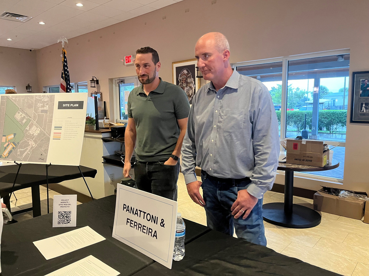 Developers of the Project Silver Fox data center in Indiantown answer residents questions on Sept. 21 about energy and water use and the scope of the project and potential noise mitigation efforts.