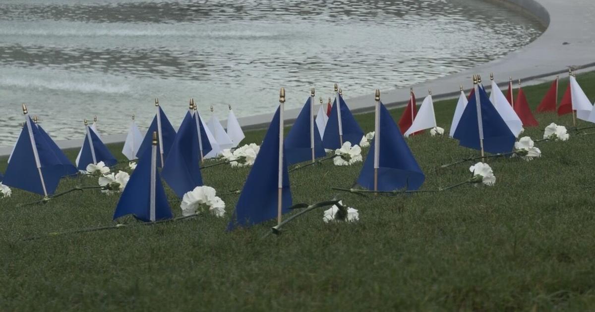 UCF Ceremony, Library exhibit honors 9/11 on 25th anniversary | News