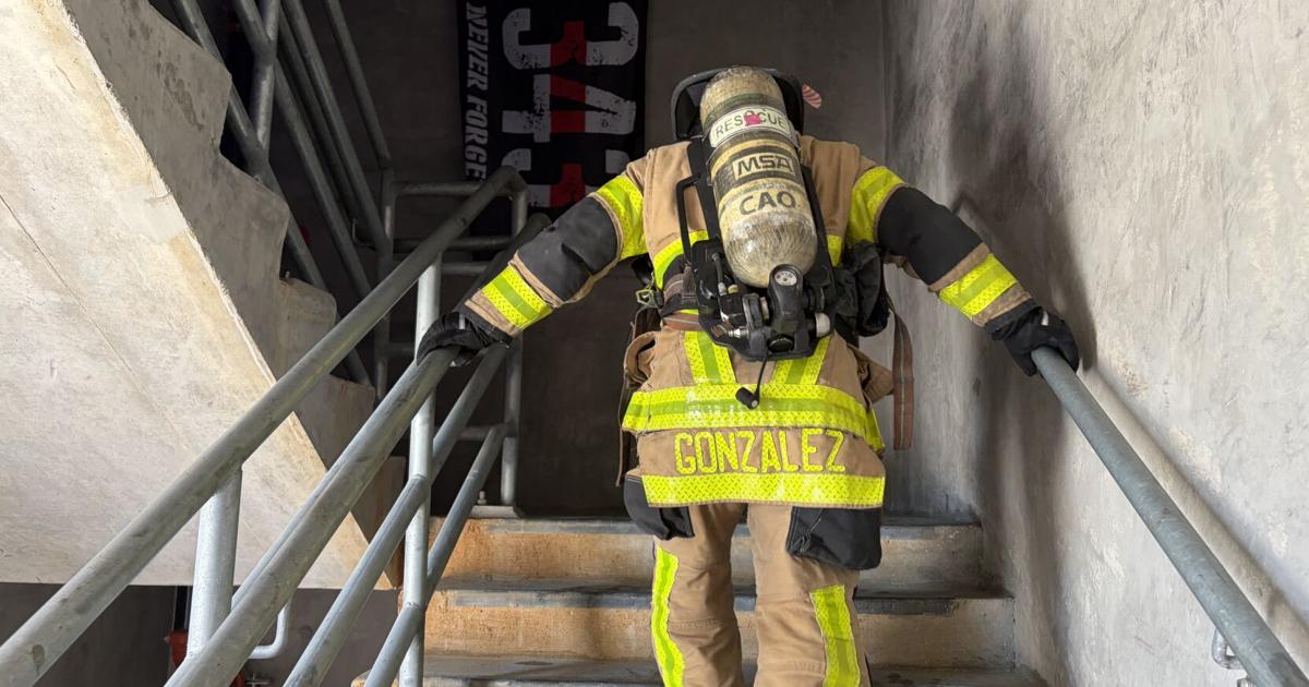 25 years later, Cape Coral firefighters climb to remember 9/11 sacrifice | WINK Stop