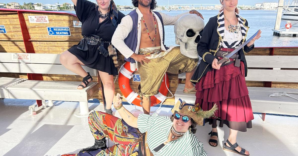 Arrr you ready? Pirate Festival takes over Fort Myers Beach this weekend | WINK Stop