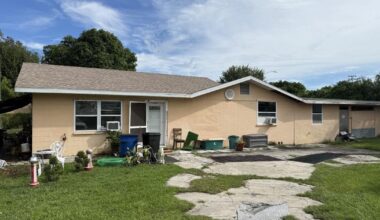 North Fort Myers woman faces fines over roofer's unfinished Hurricane Ian repairs | WINK Listens