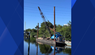 Crane on barge knocks out power to hundreds of SW Cape Coral homes Tuesday morning