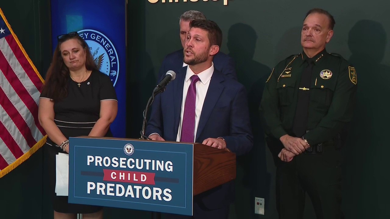 Couple accused of keeping kids in tractor-trailer for six years