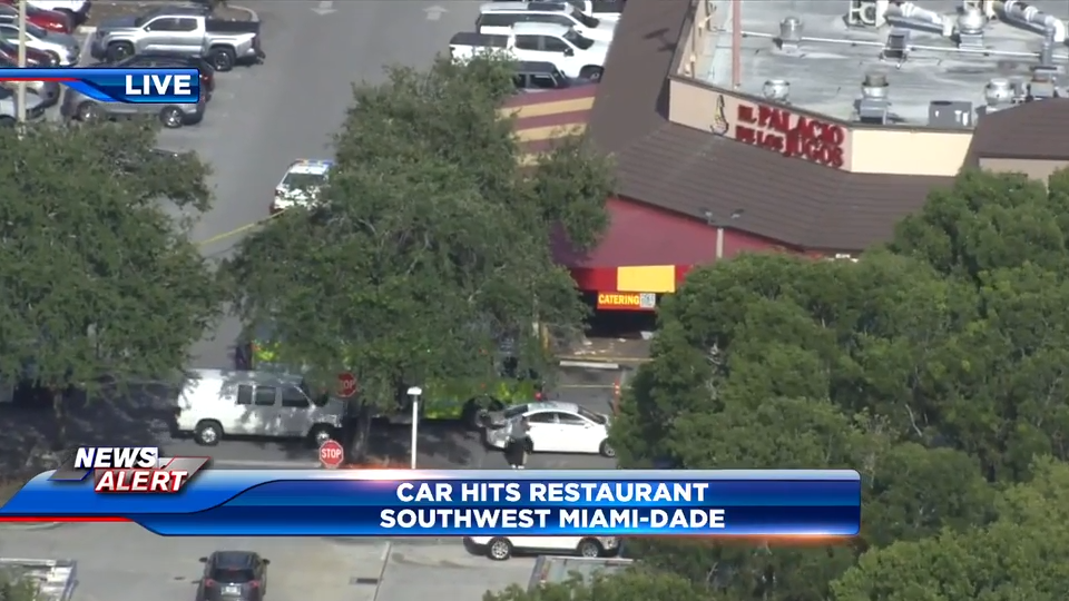 3 hospitalized after vehicle crashes into restaurant and causes gas leak in SW Miami-Dade - WSVN 7News | Miami News, Weather, Sports