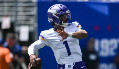 Vikings at Buccaneers odds, picks and predictions