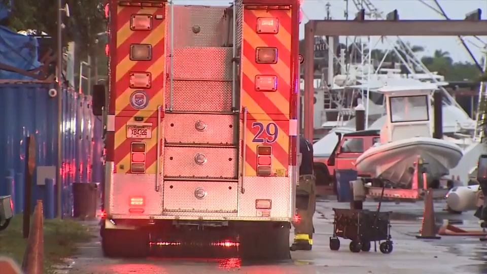 Fire crews extinguish blaze inside 165-foot yacht at Fort Lauderdale marina - WSVN 7News | Miami News, Weather, Sports