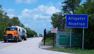 Fla. submits overdue disaster funds report to Legislature