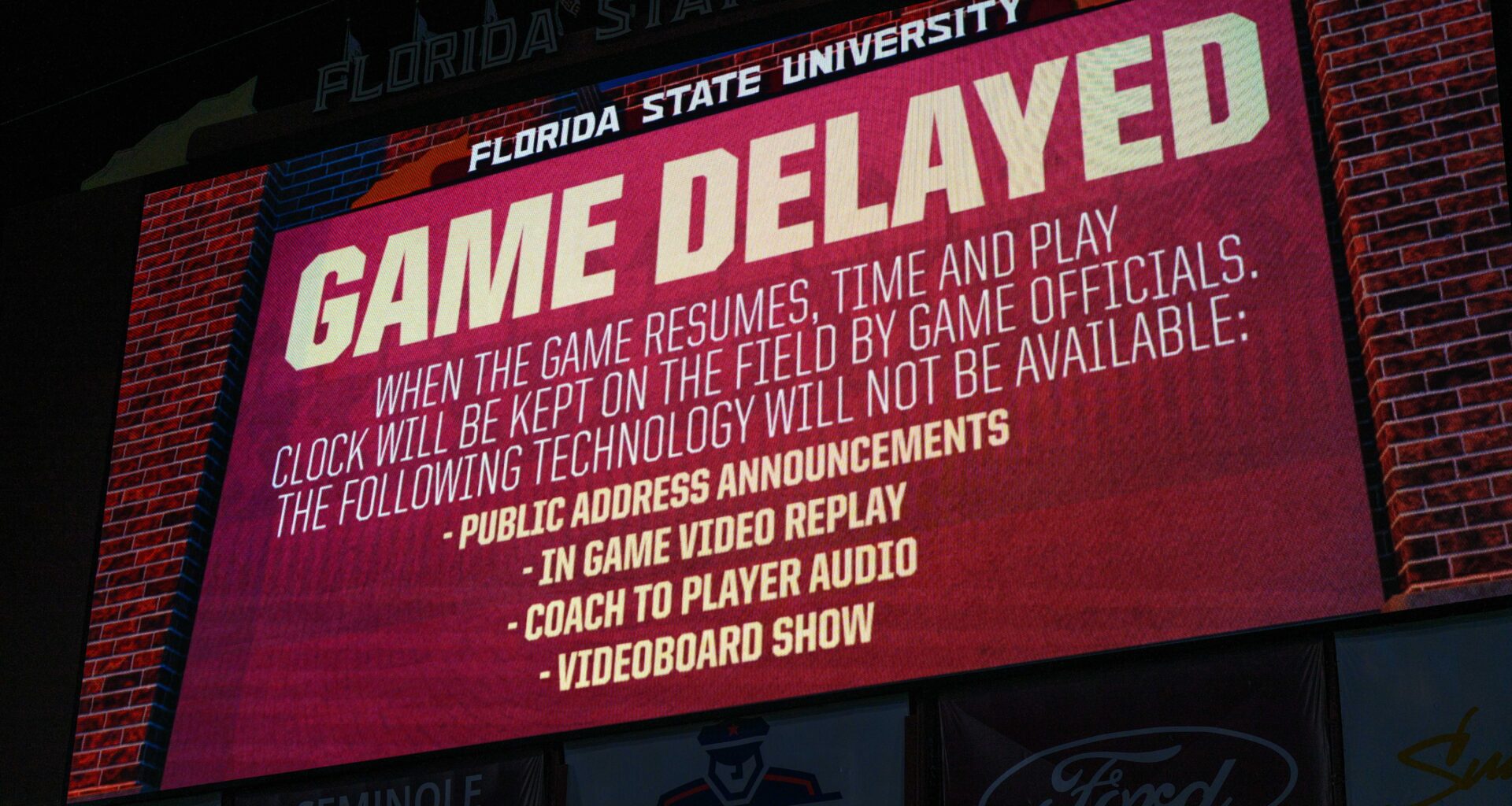 No. 19 SMU, Florida State kick off after nearly 2-hour delay due to stadium power outage – Chicago Tribune