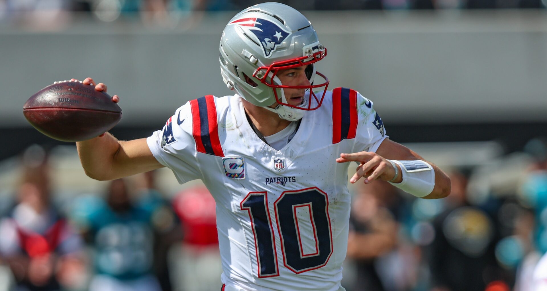 Patriots’ Mike Vrabel has theory for cause of Drake Maye's ‘terrible’ decisions