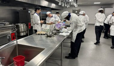 Culinary students get hands-on training at Feeding Tampa Bay