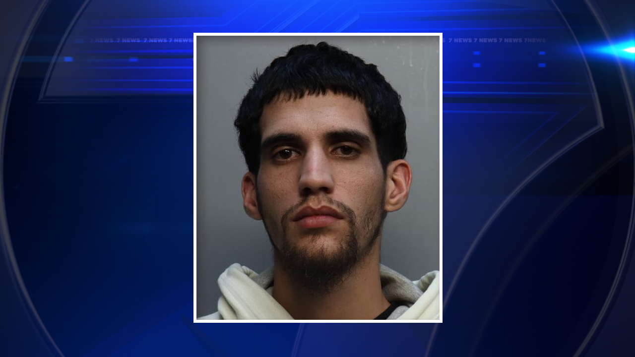 Suspect accused of ramming Miami police vehicle arrested in New Orleans, extradited to Florida - WSVN 7News | Miami News, Weather, Sports