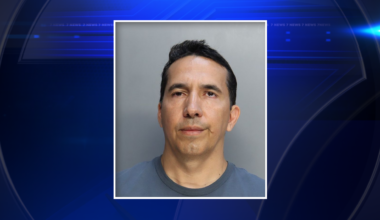Teacher at Sunset Park Elementary showed students explicit videos, touched them inappropriately, police say - WSVN 7News | Miami News, Weather, Sports