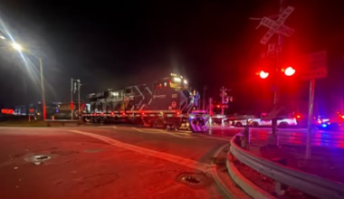 Fatal pedestrian crash involving train under investigation in Stuart