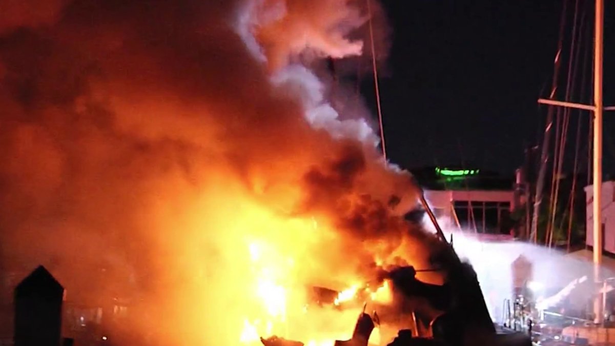 Crews put out fire on 60-foot sailboat in Fort Lauderdale – NBC 6 South Florida