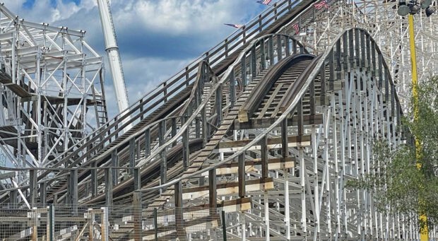 Fun-Spot-RMC-Retrack-on-Mine-Blower-coaster wooden fun spot