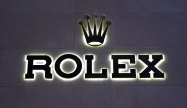 Hollywood man used fake ID to intercept package containing Rolex, cops say – NBC 6 South Florida