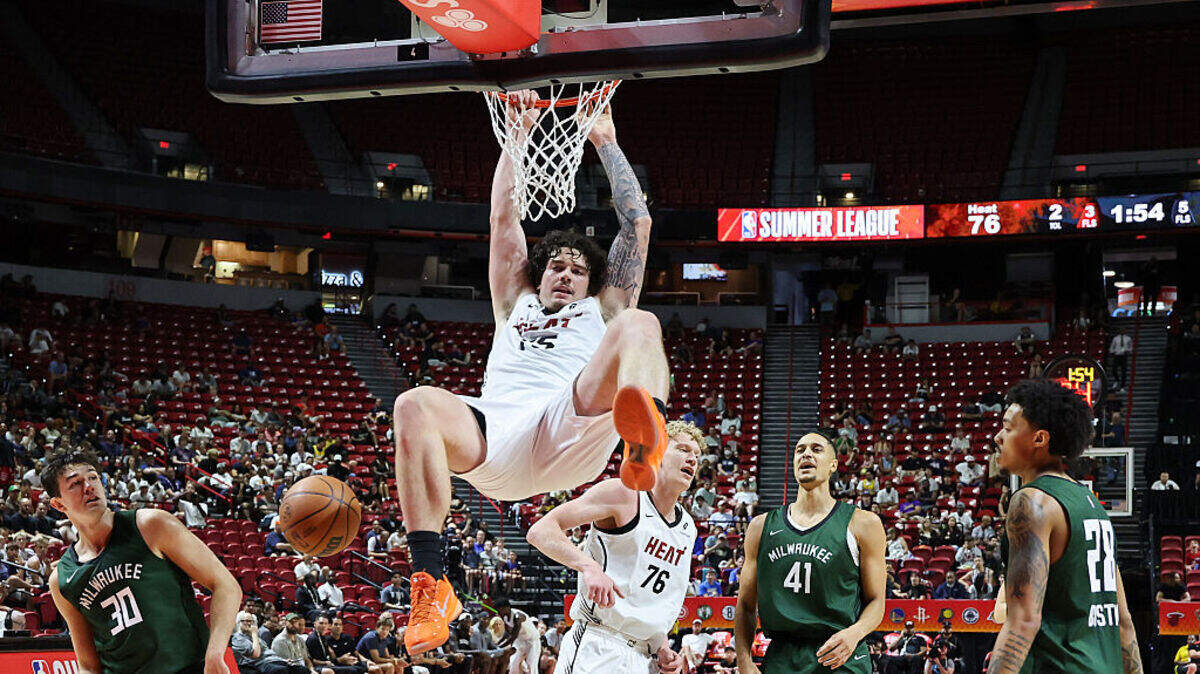 Heat strikes deal with 2 rookies. Where roster now stands
