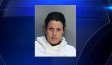 Hialeah mother arrested after 10-year-old daughter reports being burned as punishment - WSVN 7News | Miami News, Weather, Sports