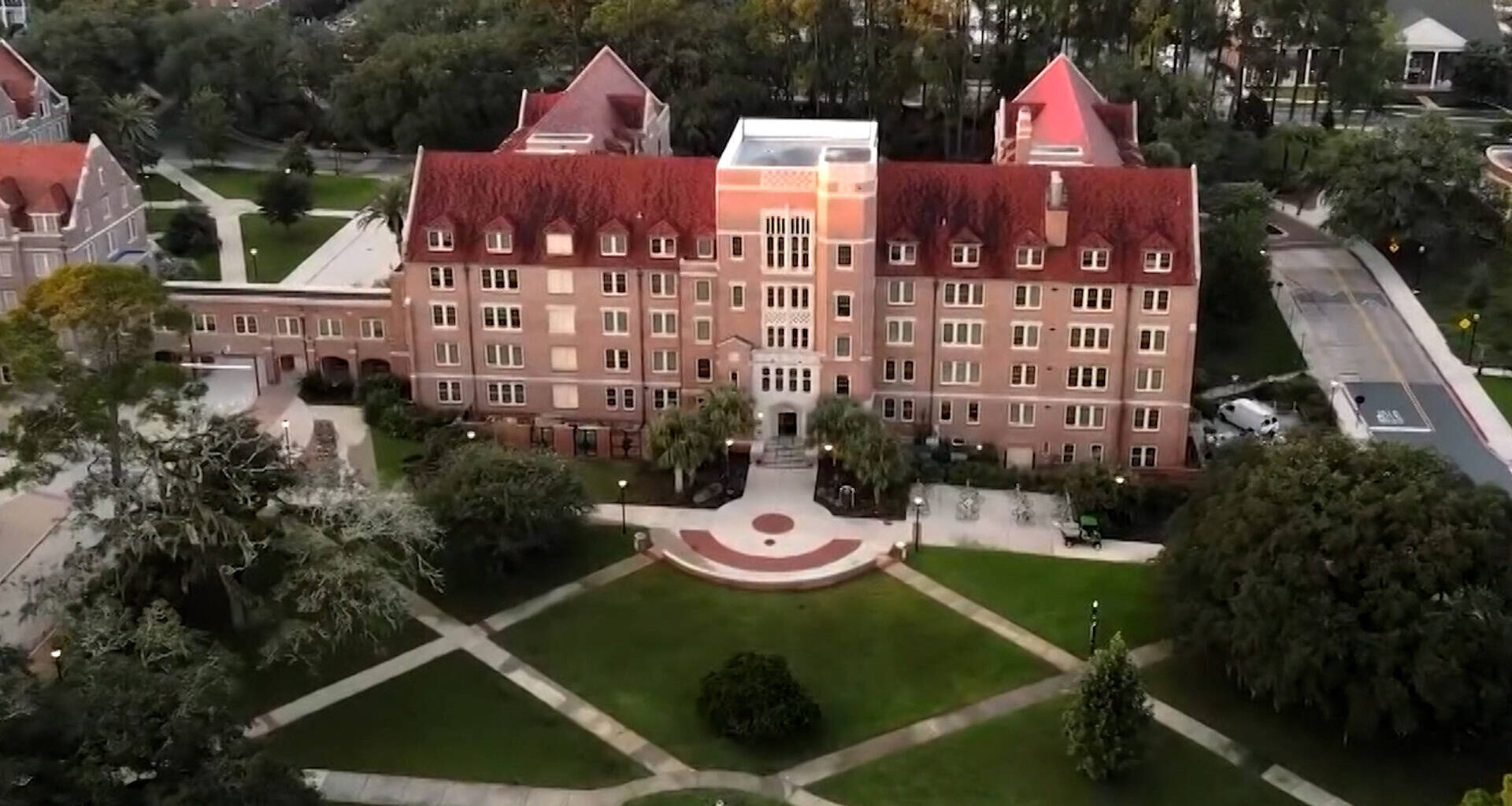 Florida Bans Undocumented Immigrants from Public University Enrollment