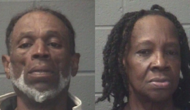 WARRANTS: Two set fire to Jacksonville apartment with people inside